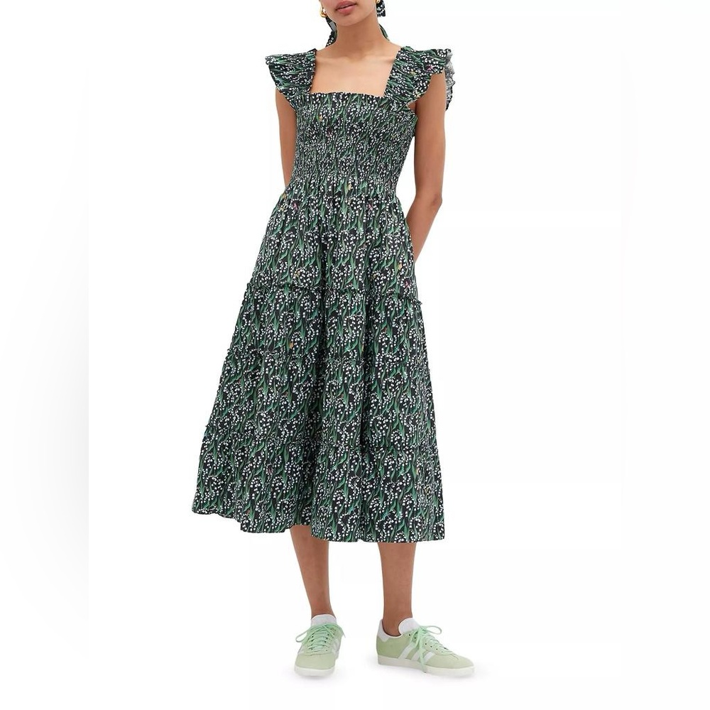 Hill house Home Ellie nap dress in Lily of the valley print
